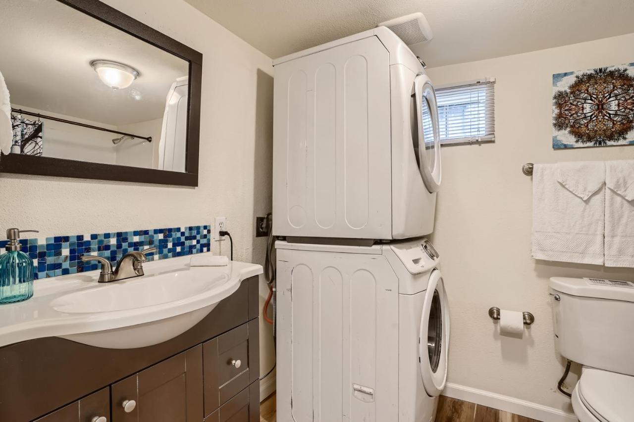 Sloans Lake Getaway - Basement Apartment Near Broncos And Downtown Denver Lakewood Exteriér fotografie